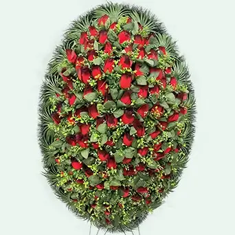 Венок из искусственных цветов