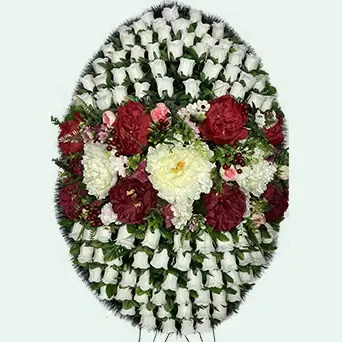 Венок из искусственных цветов